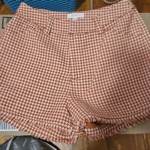 BETTER BE WOMAN SHORTS